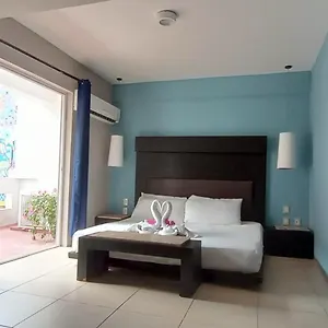 Hotel Blvd