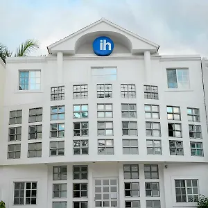 Hotel International House
